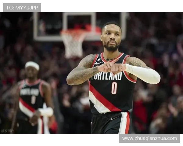 利拉德兼任球员与主帅开拓者新模式引发球迷热议现代篮球的未来方向 利拉德兼任球员与主帅开拓者新模式引发球迷热议现代篮球的未来方向